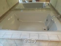 6 Foot Two Person Extra Large Gray Jetted Whirlpool Spa Bathtub BUYER REMOVES
