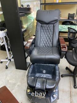 DEAL ON PEDICURE SPA MASSAGE CHAIR. Versai MX Spa Pedicure (Black) (Pickup Only)