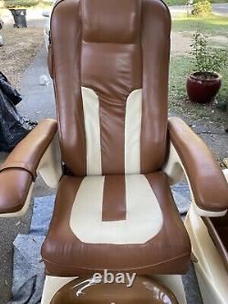 Lexor Liberte Spa TT365 Tru-Touch Massage Pedicure Chair with Pump Cappuccino